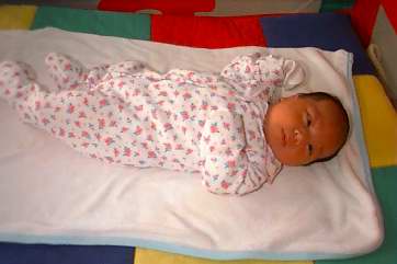 pictures/jennifer/4wks/Orig/suit1011a.jpg